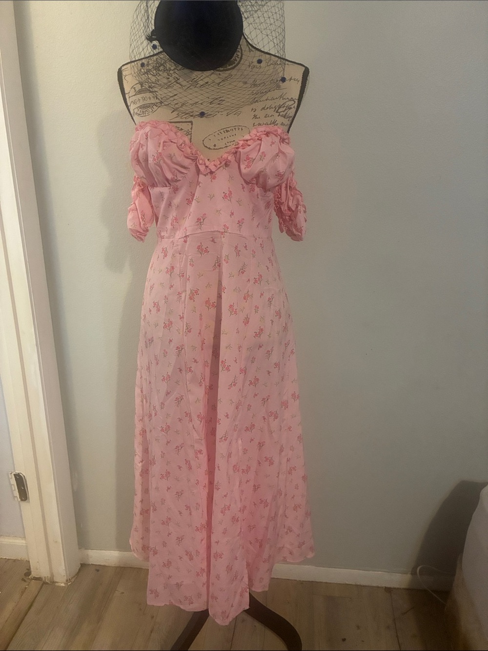 Pink Floral Off-Shoulder Nightgown